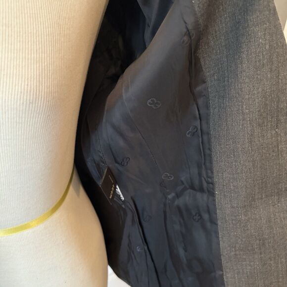 Escada Women’s Blazer Sz 38 (US 8) Gray 100% Wool Career Office Staple FLAW READ - Picture 12 of 16